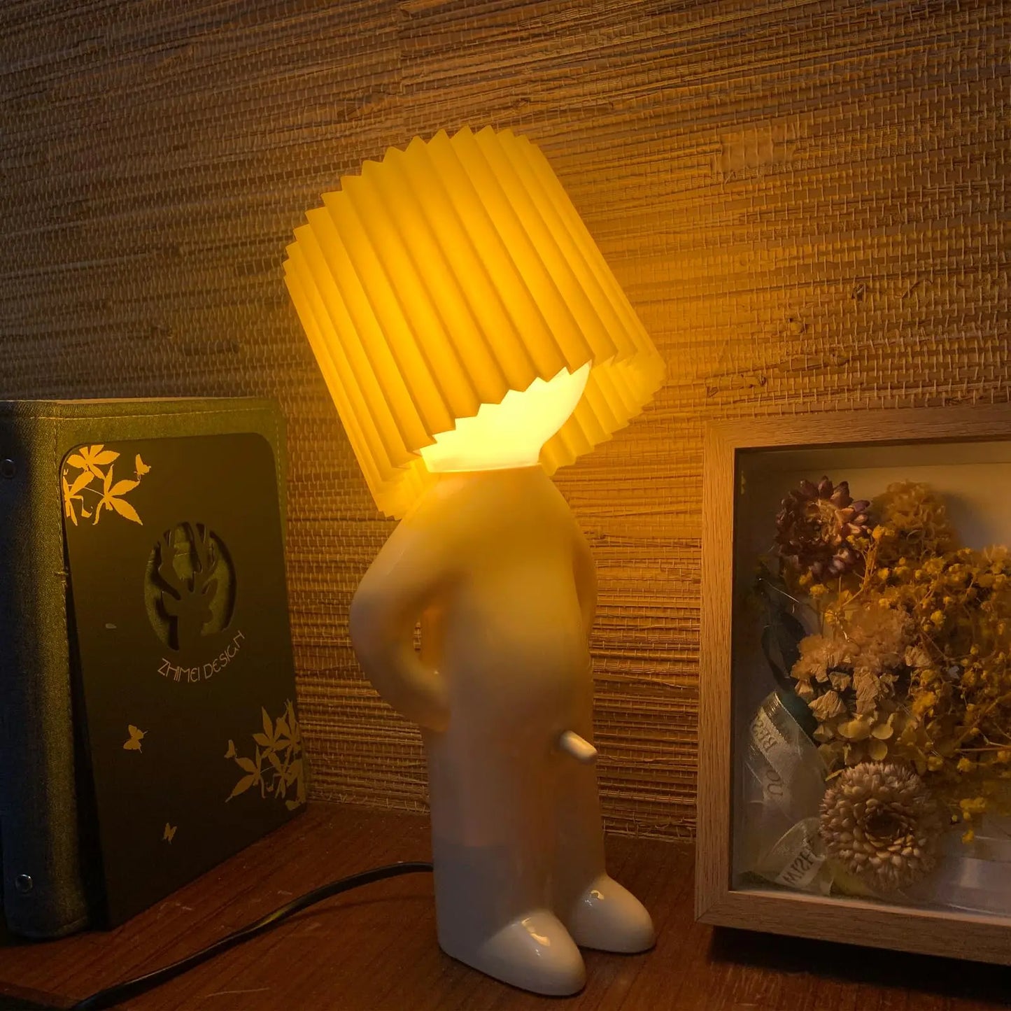 Mr. LightHead Creative Table Lamp